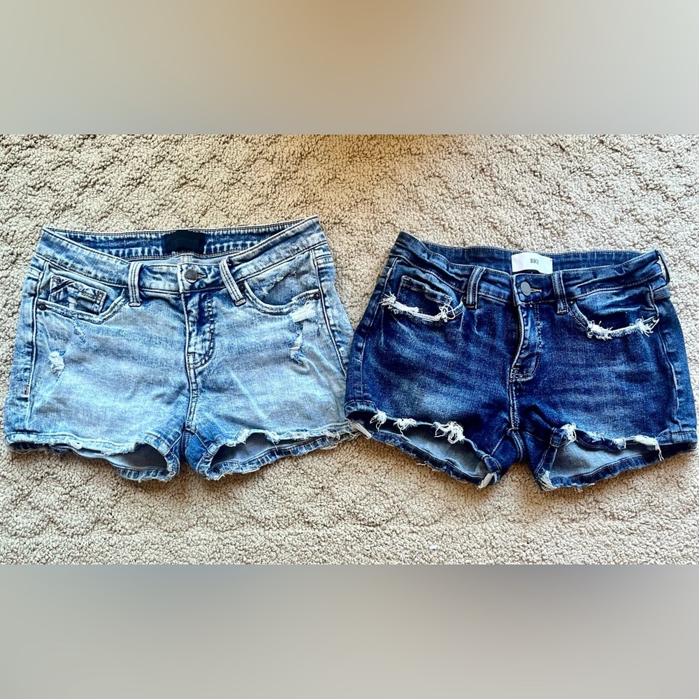 BKE Blue Jean Shorts Distressed Frayed Hem